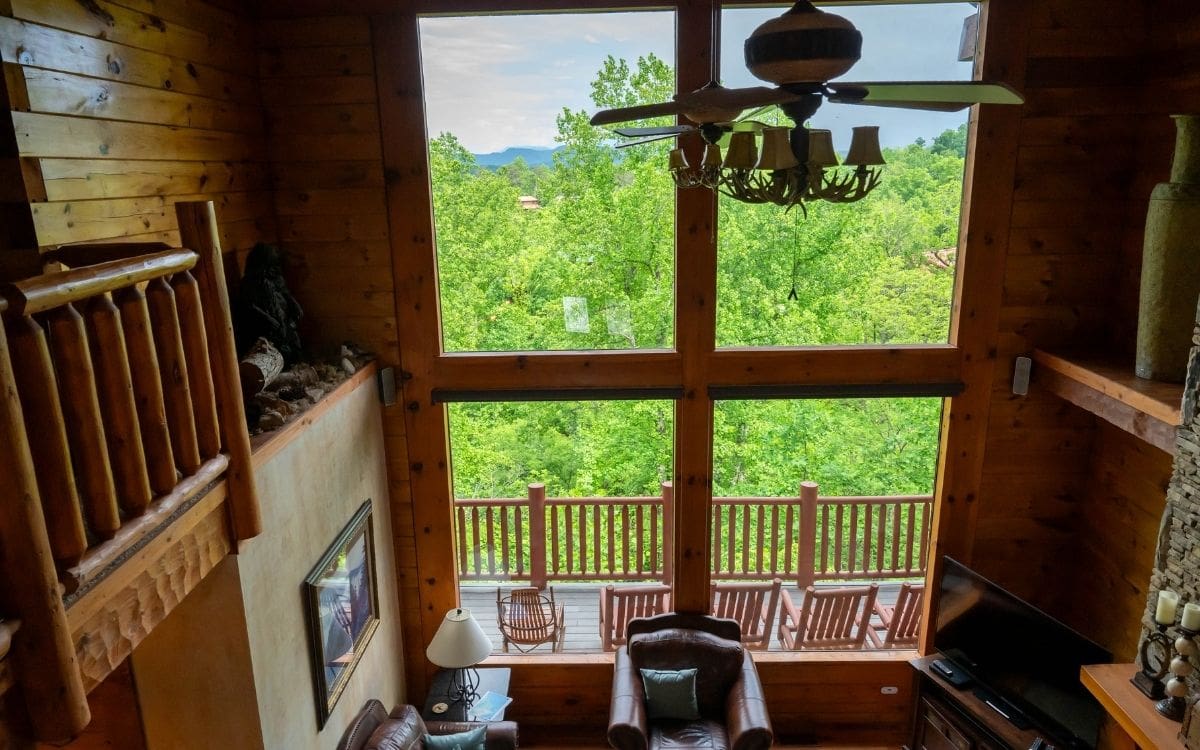 smoky mountains-luxury cabin interior window view